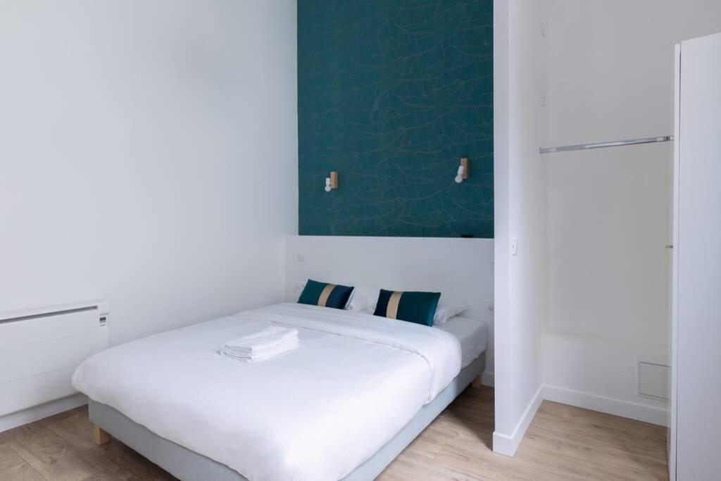 Hsh Sentier-Reaumur III Beautiful Apartment 6P-2Br Paris Bagian luar foto