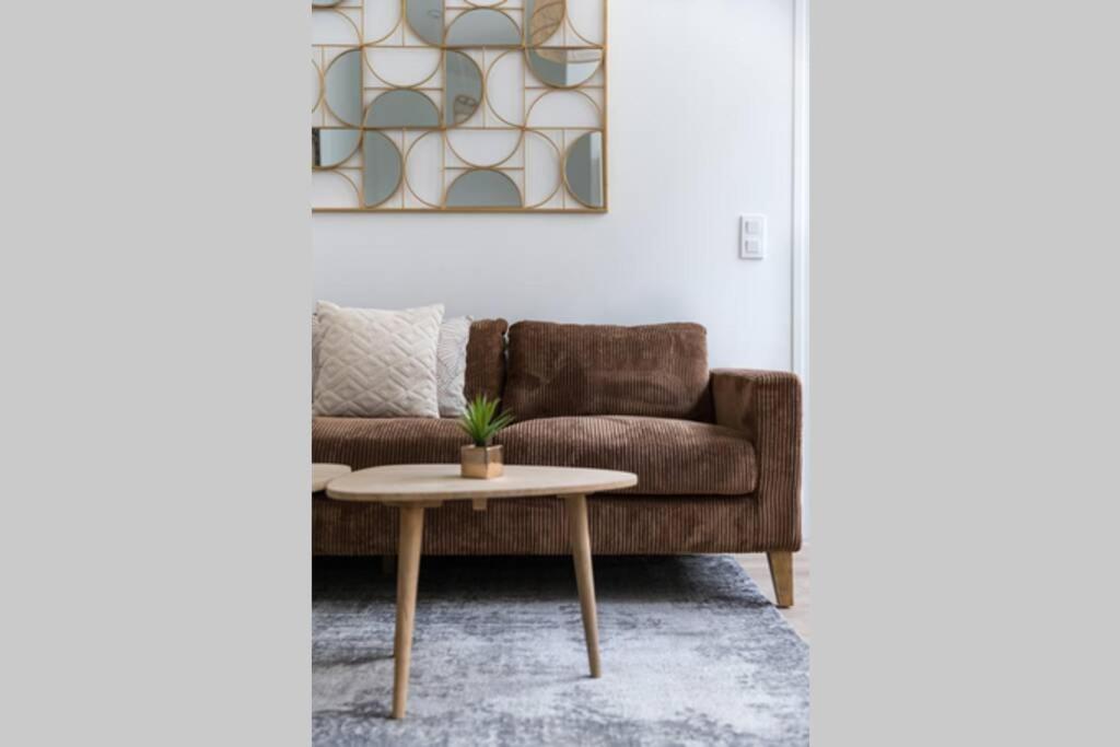 Hsh Sentier-Reaumur III Beautiful Apartment 6P-2Br Paris Bagian luar foto